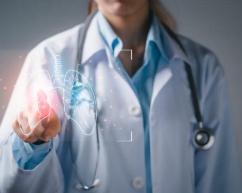 Doctor,Diagnose,Virtual,Human,Lungs,Innovation,And,Medical,Technology.,Healthcare